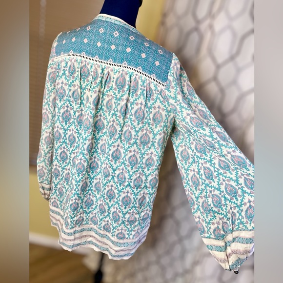 EUC Spell & the Gypsy Collective Sage Oracle Blouse - Picture 15 of 17